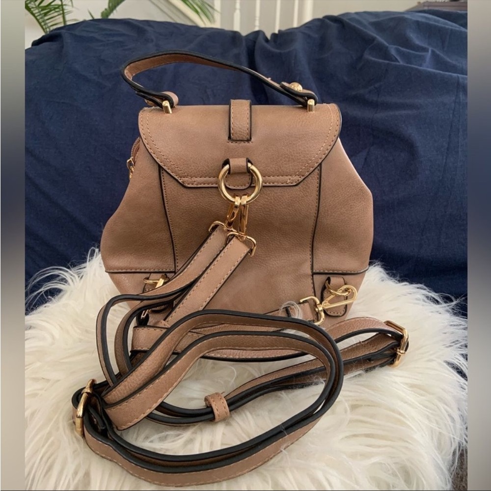 Fashion Style Backpack - Picture 2 of 8